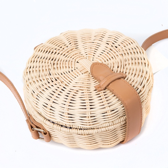 Cross Body Circle Straw Purse Handbag - Picture 2 of 7